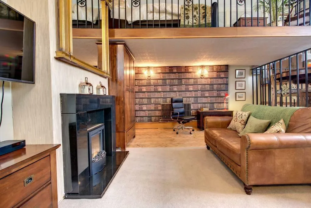 Carnegie Library: Bronte Apartment 1 bedroom Swinton